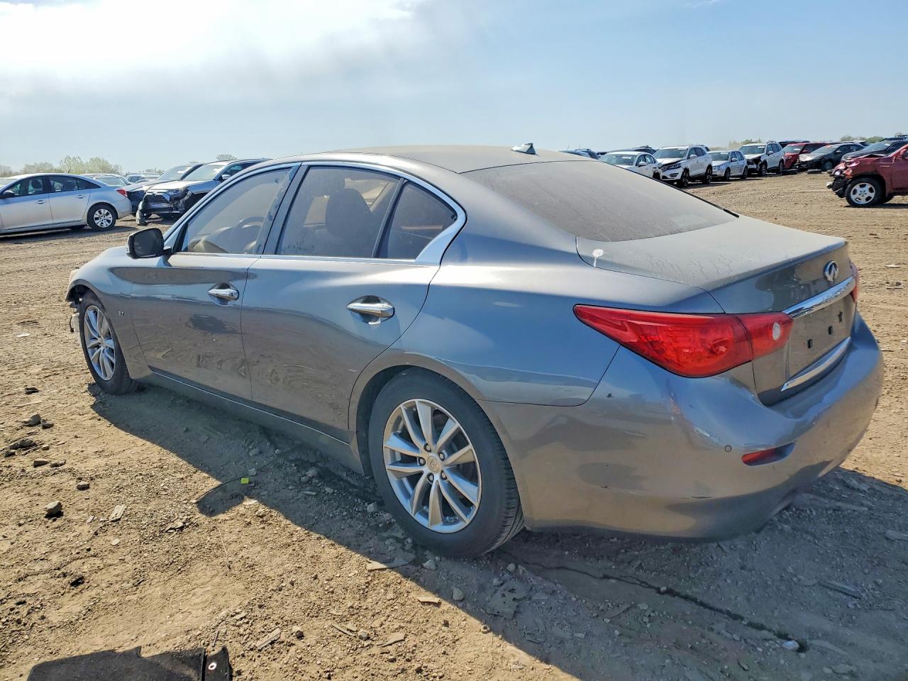 INFINITI Q50 Base