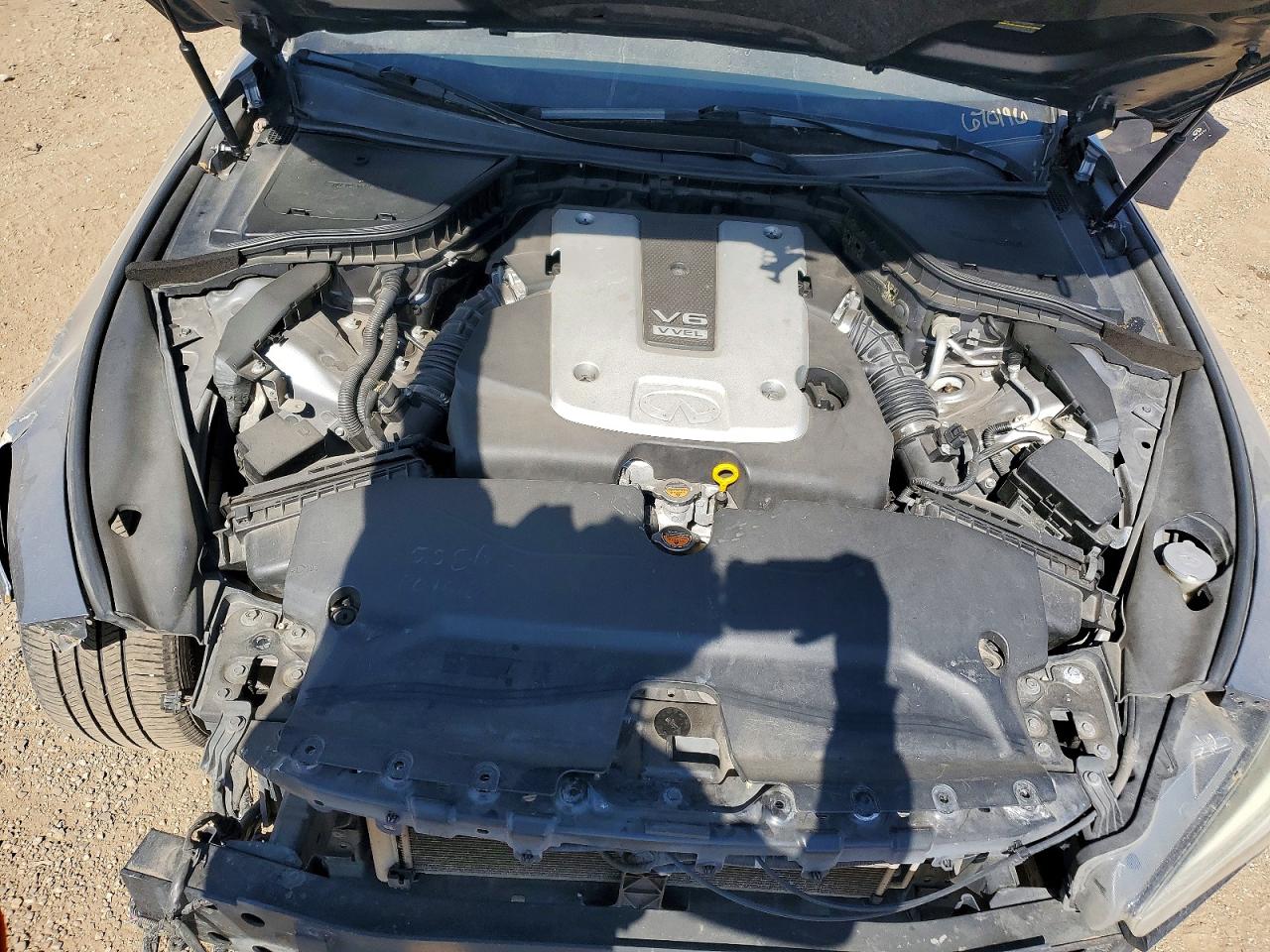INFINITI Q50 Base