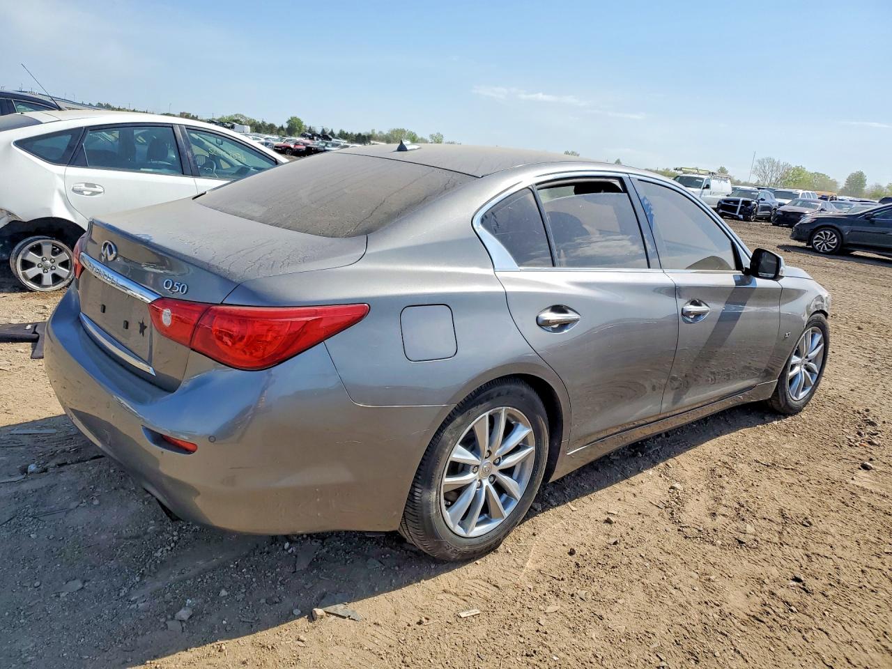 INFINITI Q50 Base