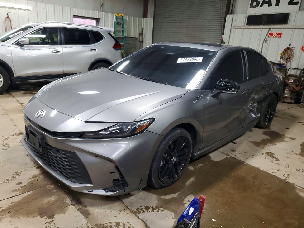 Salvage Toyota Camry Image