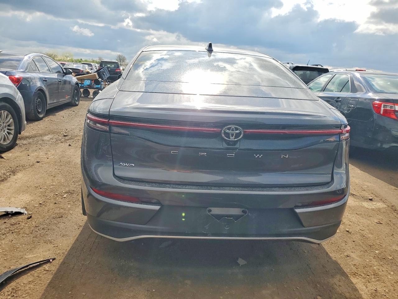 Toyota Crown Xle Xle