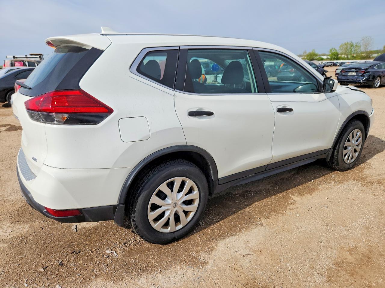 Nissan Rogue S