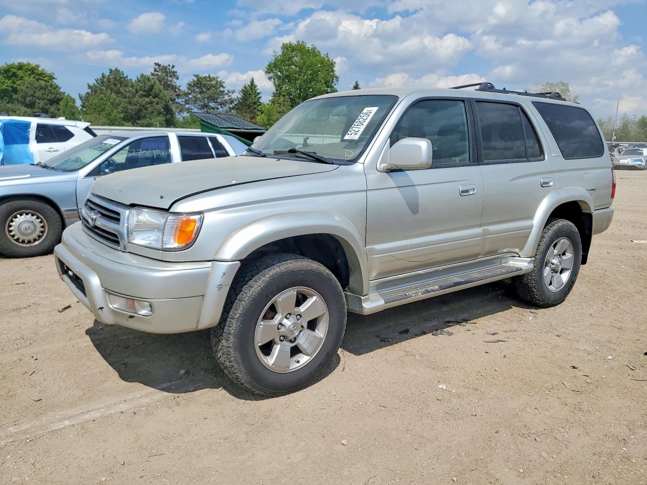 Salvage Toyota 4Runner Image