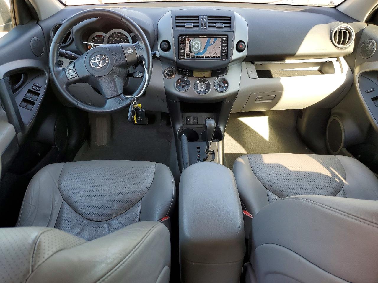 Toyota RAV4 Limited