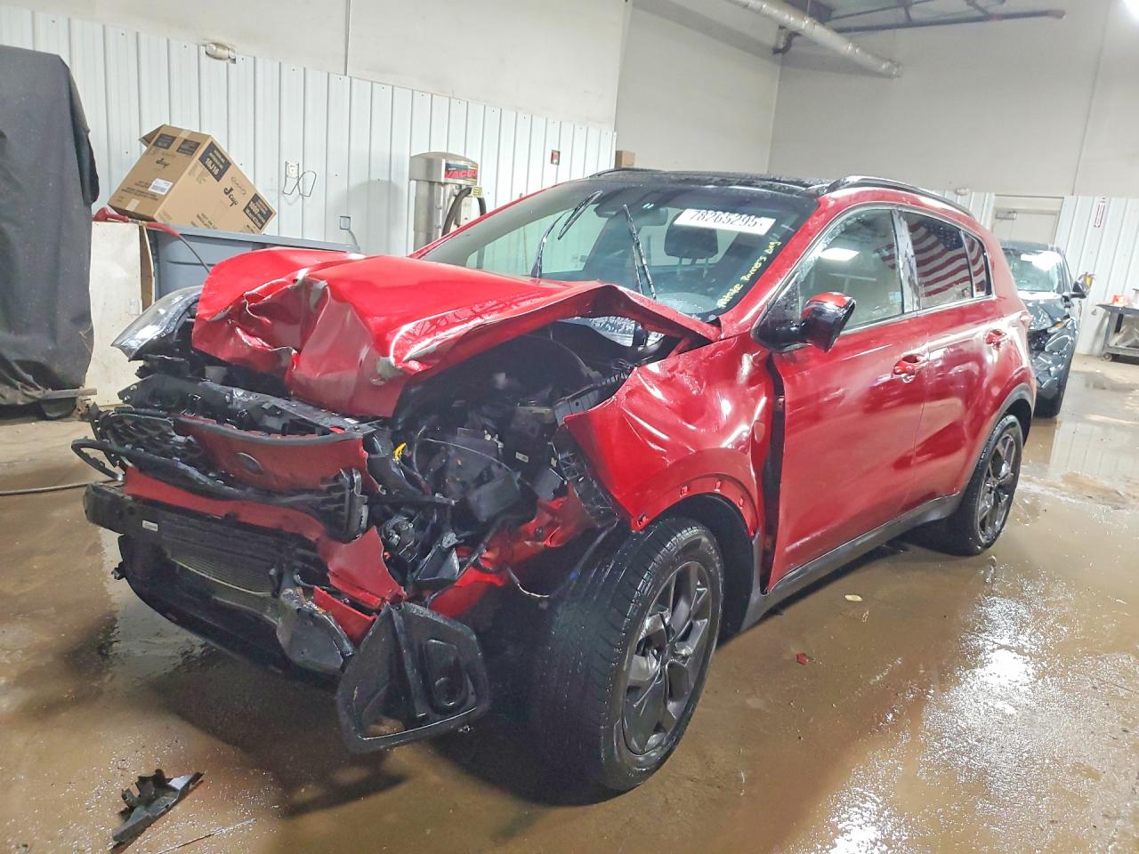 Salvage Kia Sportage Image