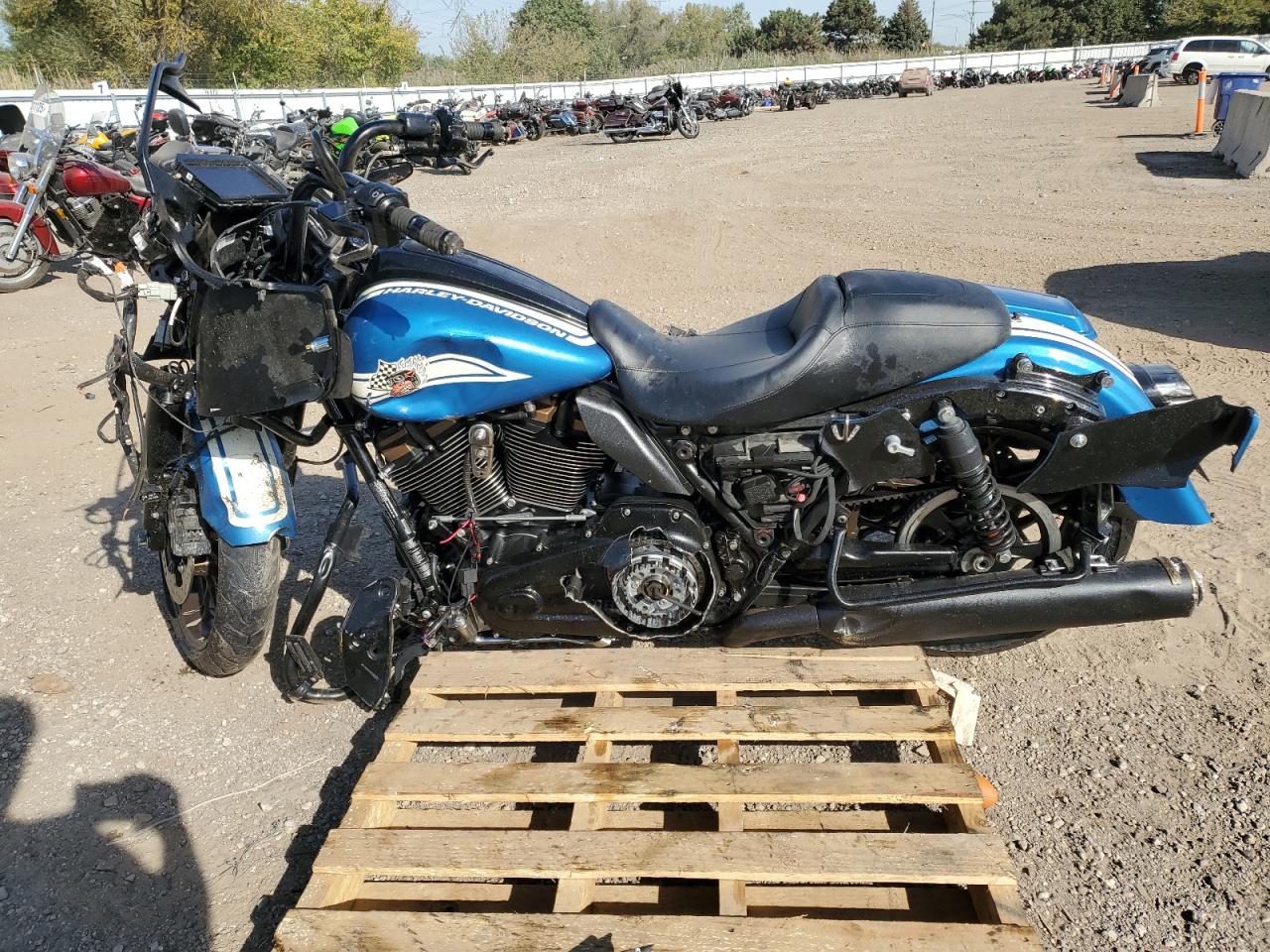 Harley-Davidson Fltrxst