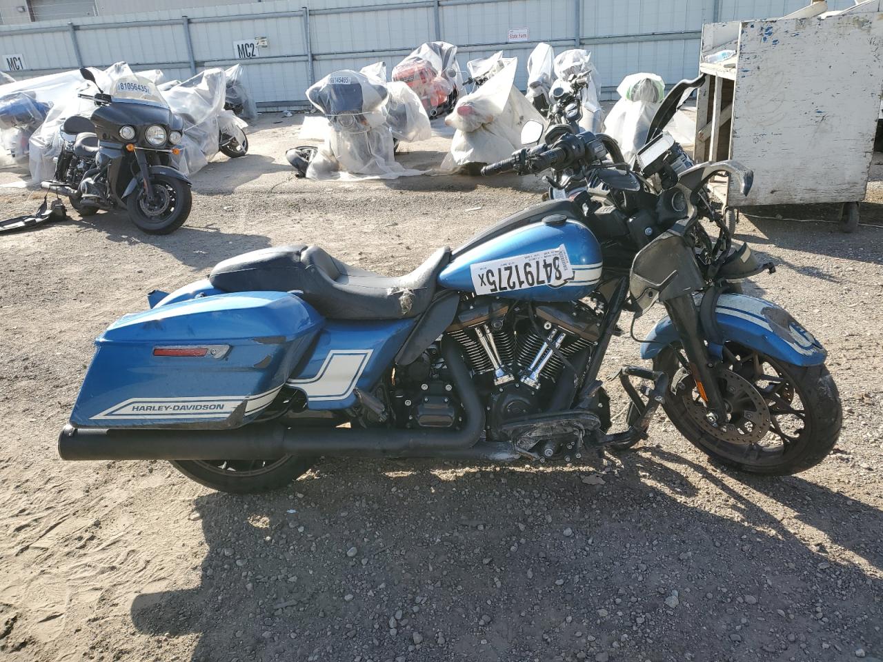 Salvage Harley-Davidson Fltrxst Image