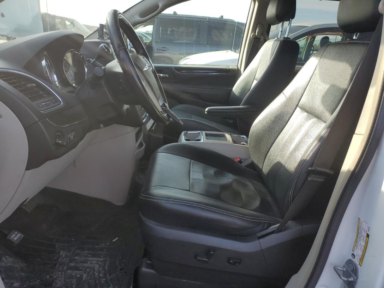 Chrysler Minivan Touring L