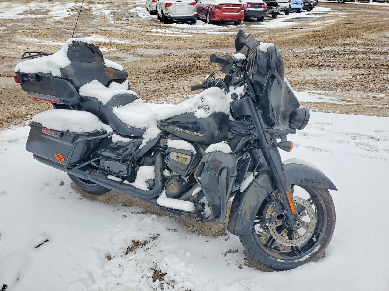 Salvage Harley-Davidson Fl Image
