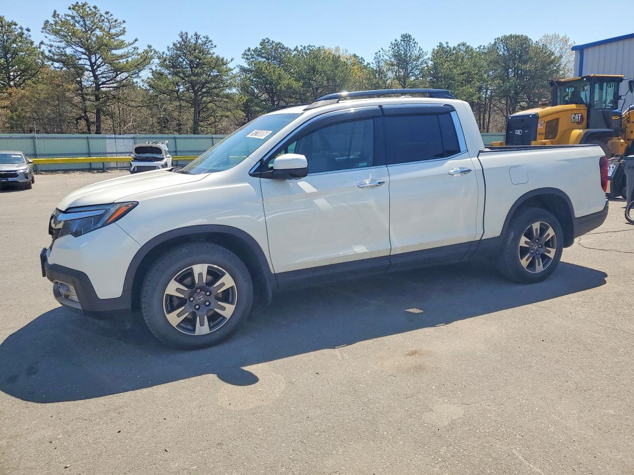 Salvage Honda Ridgeline Image