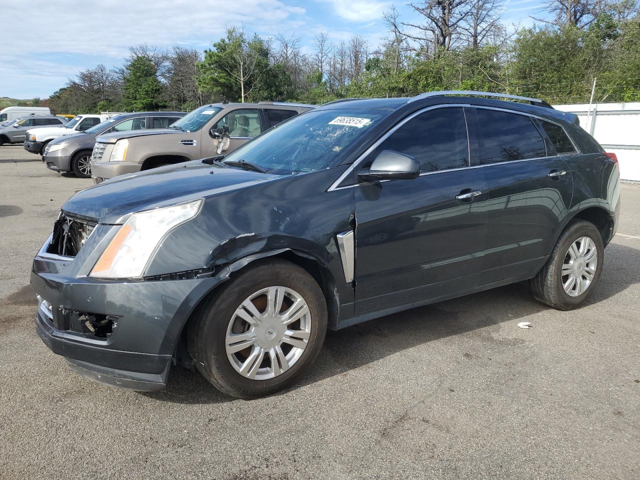 Salvage Cadillac SRX Image