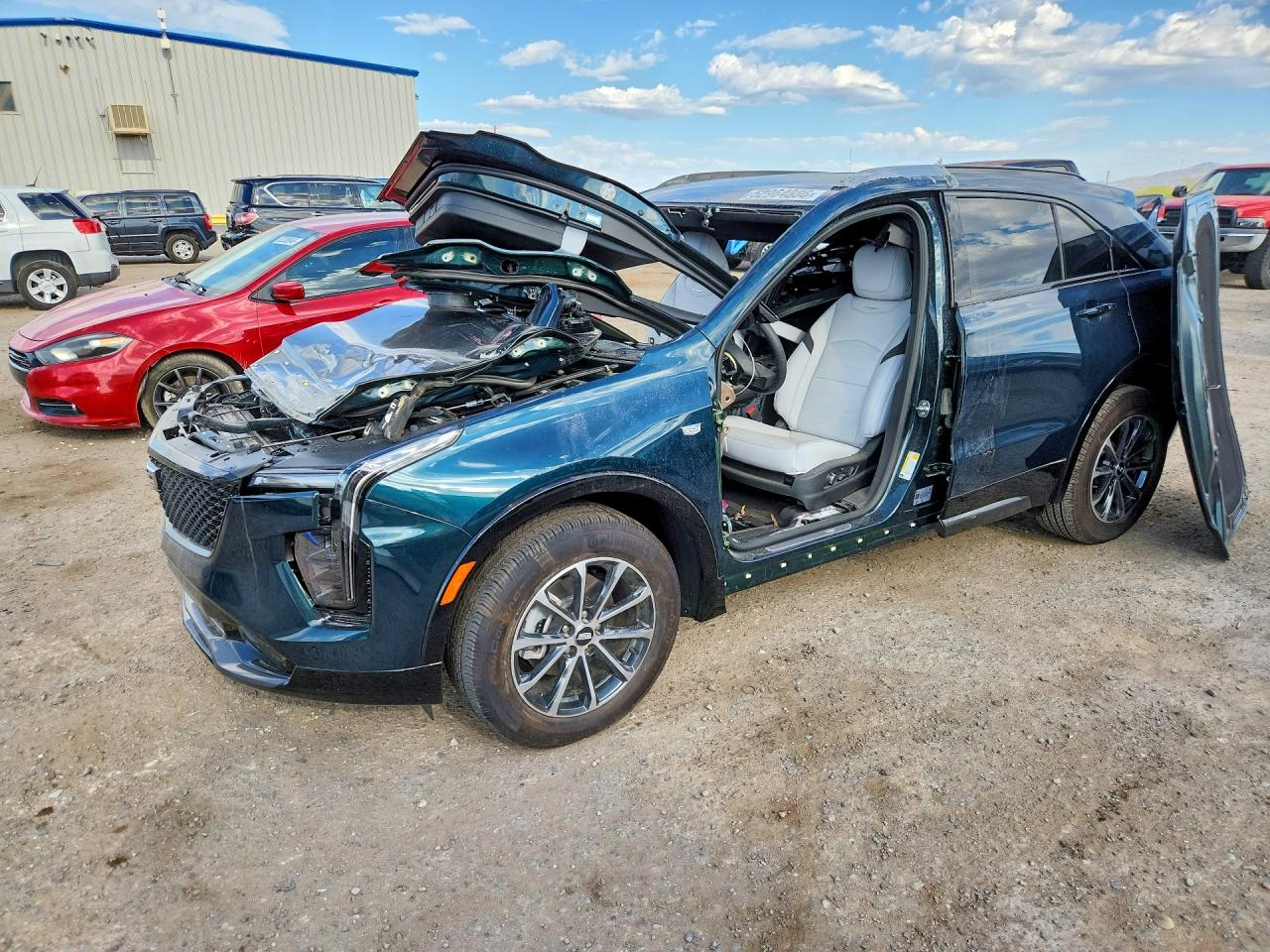 Salvage Cadillac XT4 Image