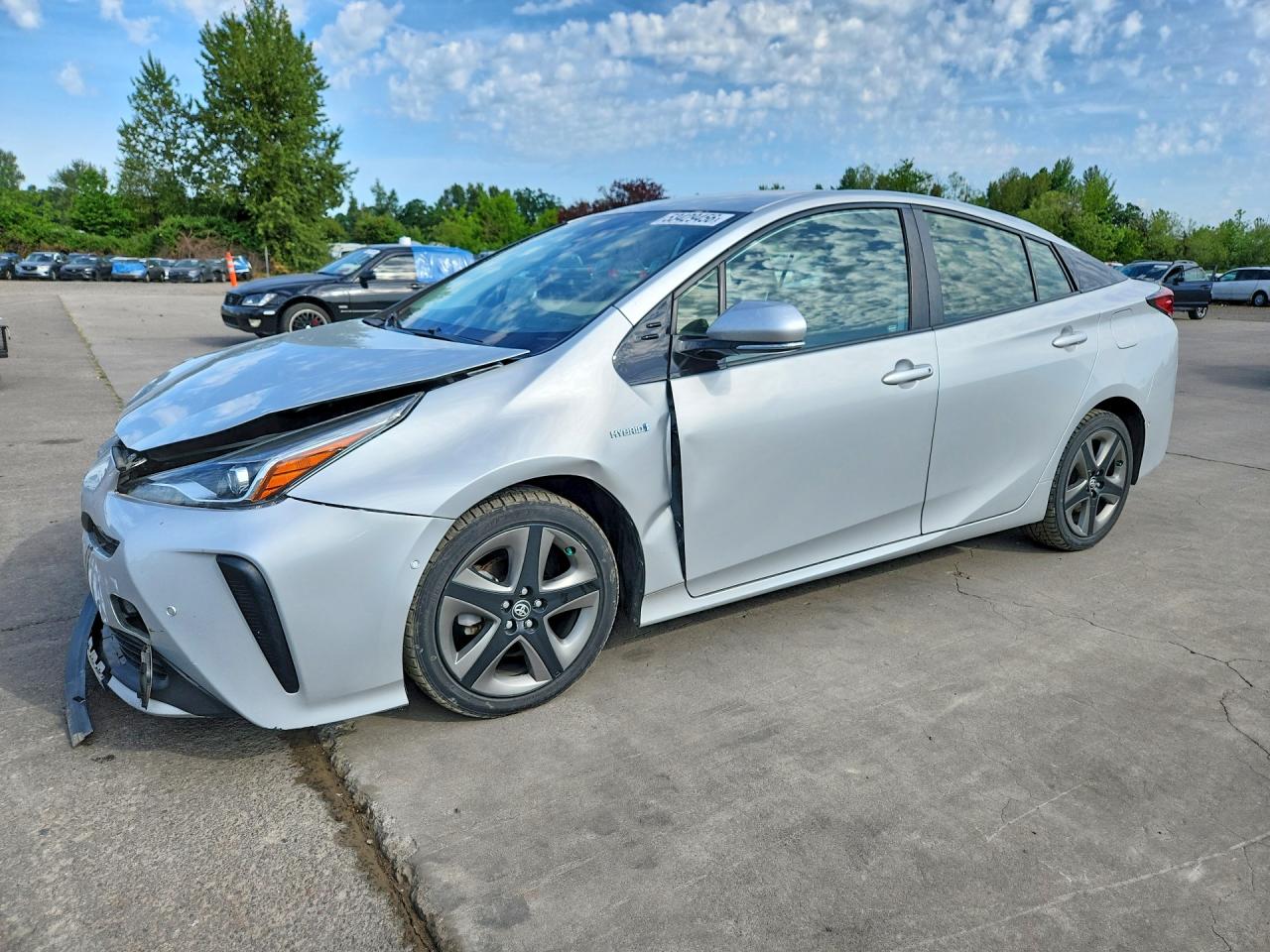 Salvage Toyota Prius Image