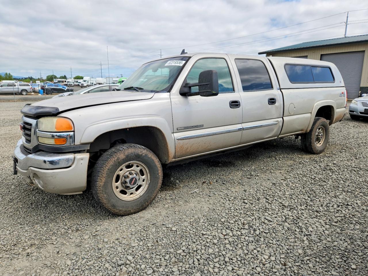 Salvage GMC Sierra Image