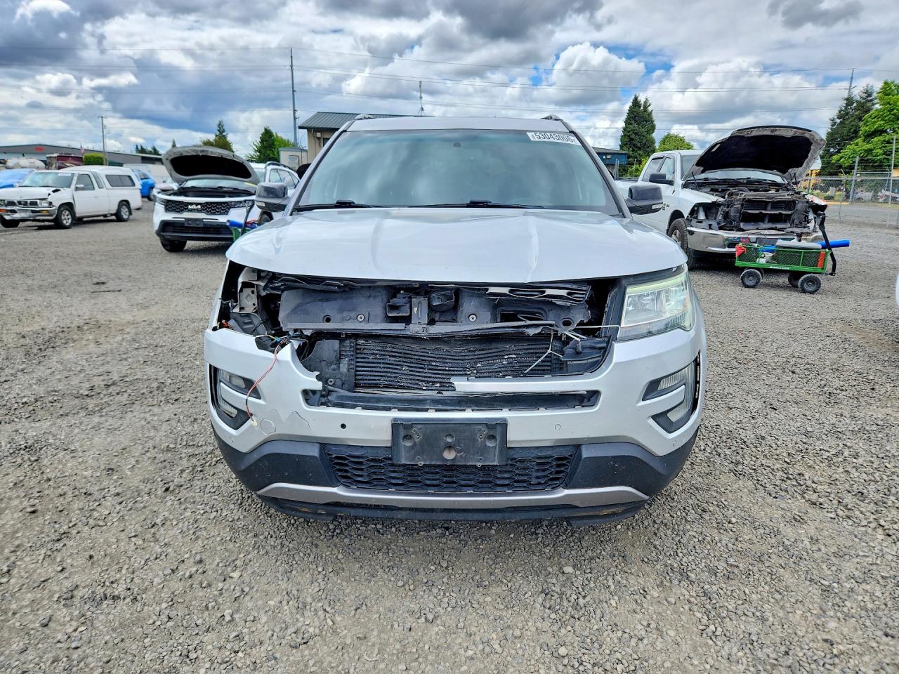 Ford Explorer Xlt