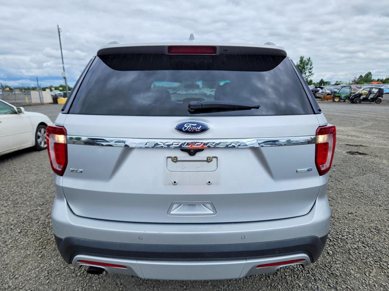 Ford Explorer Xlt