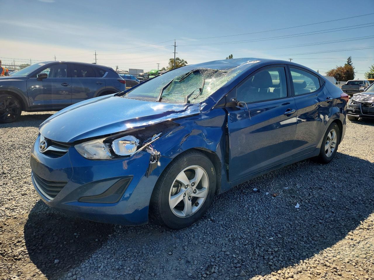 Salvage Hyundai ELANTRA Image