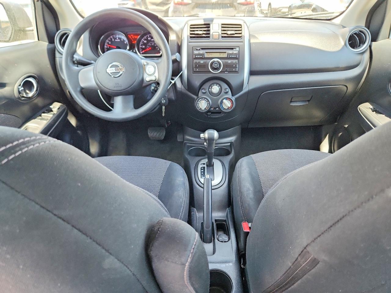 Nissan Versa 1.6 Sv