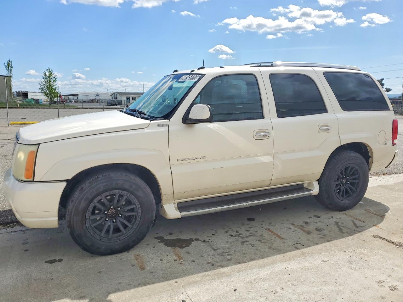 Salvage Cadillac Escalade Image