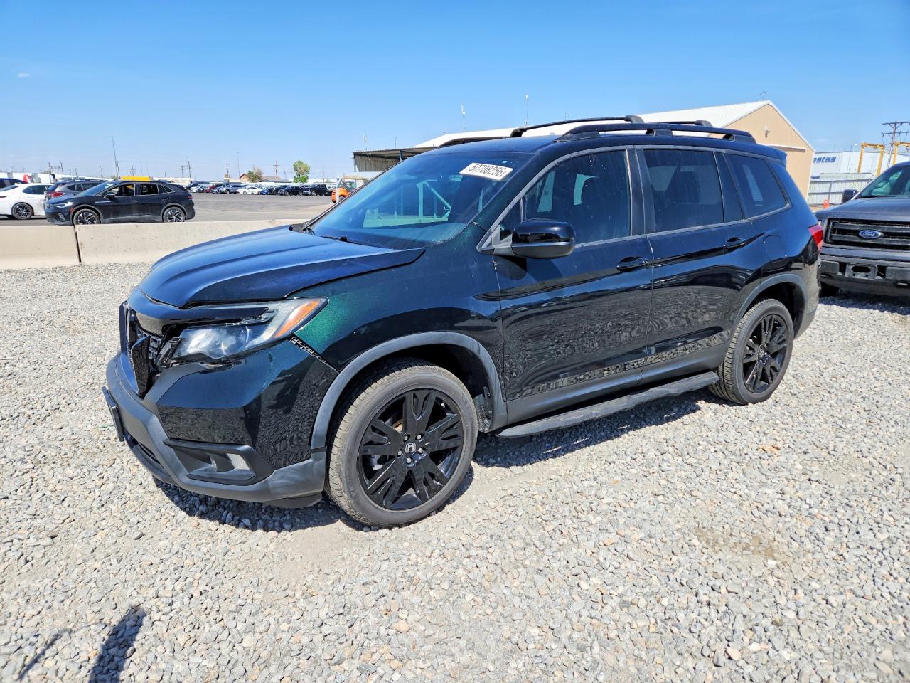 Salvage Honda Passport Image