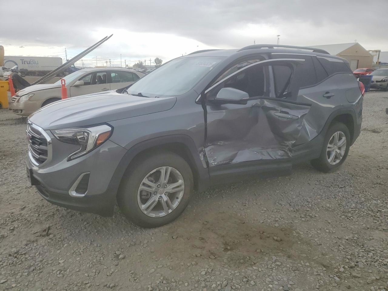 Salvage GMC Terrain Image