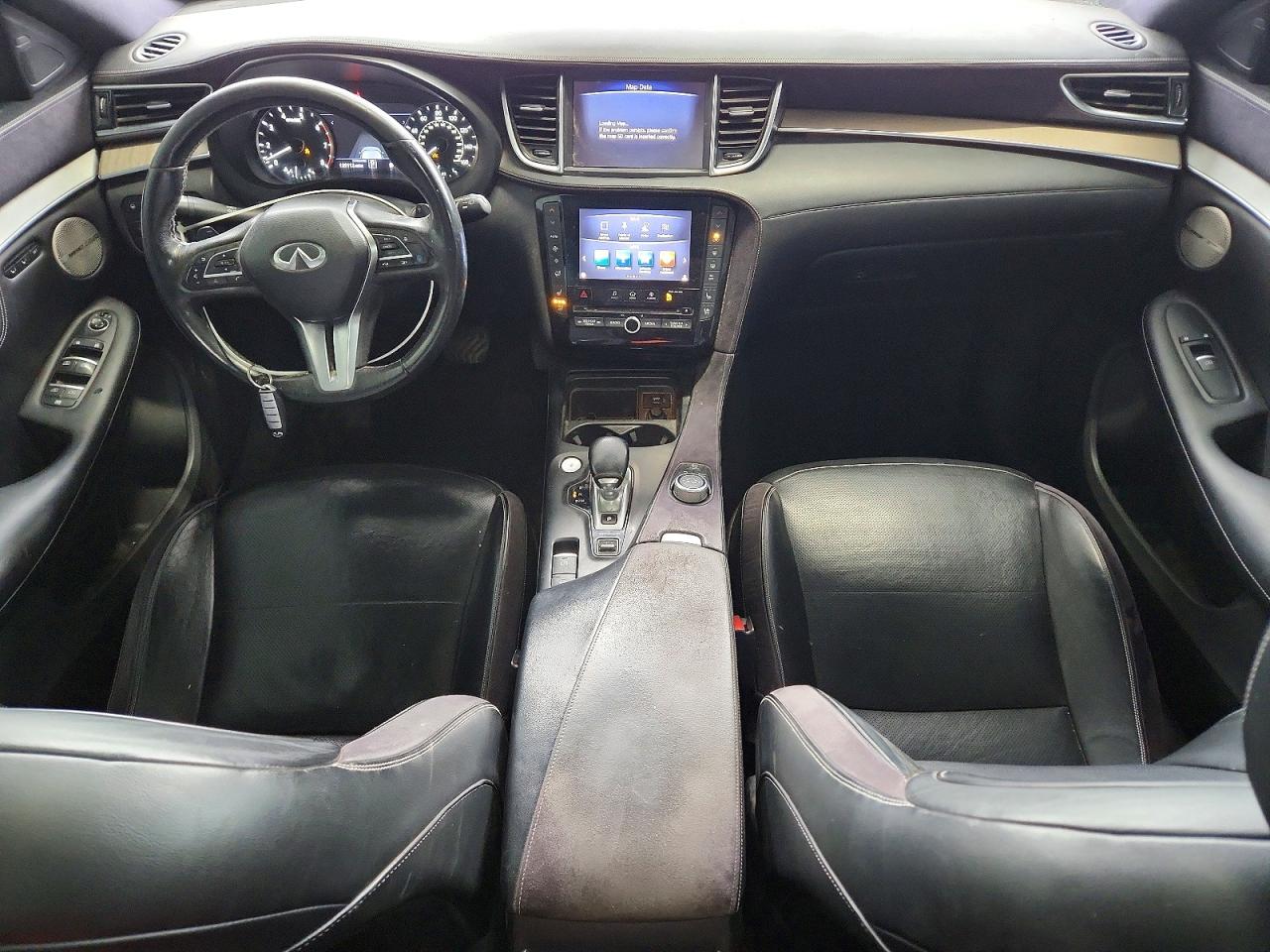 INFINITI Qx Essential