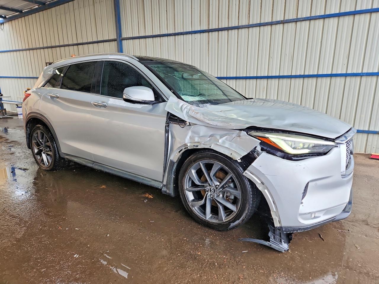 INFINITI Qx Essential