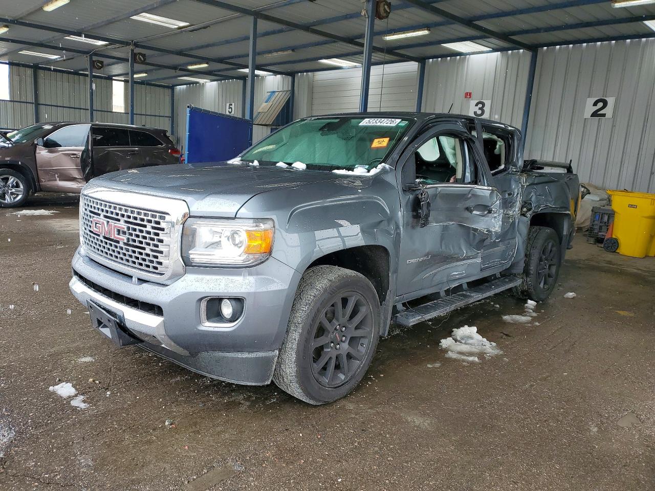Salvage GMC Canyon Image