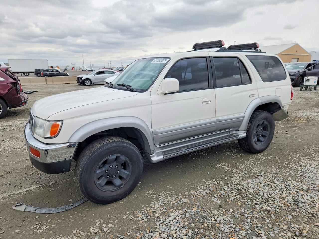Salvage Toyota 4Runner Image