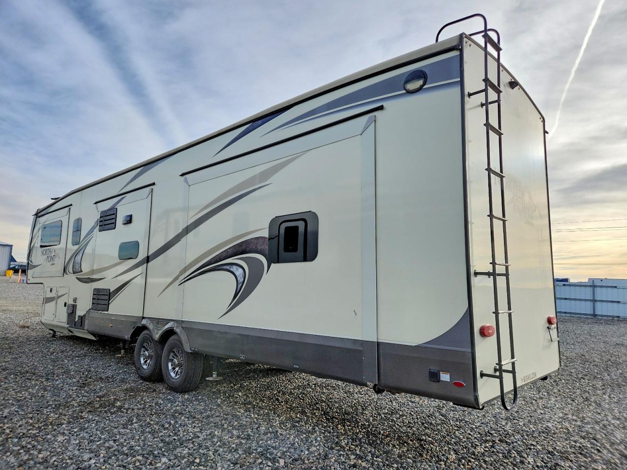 Jayco North Poin