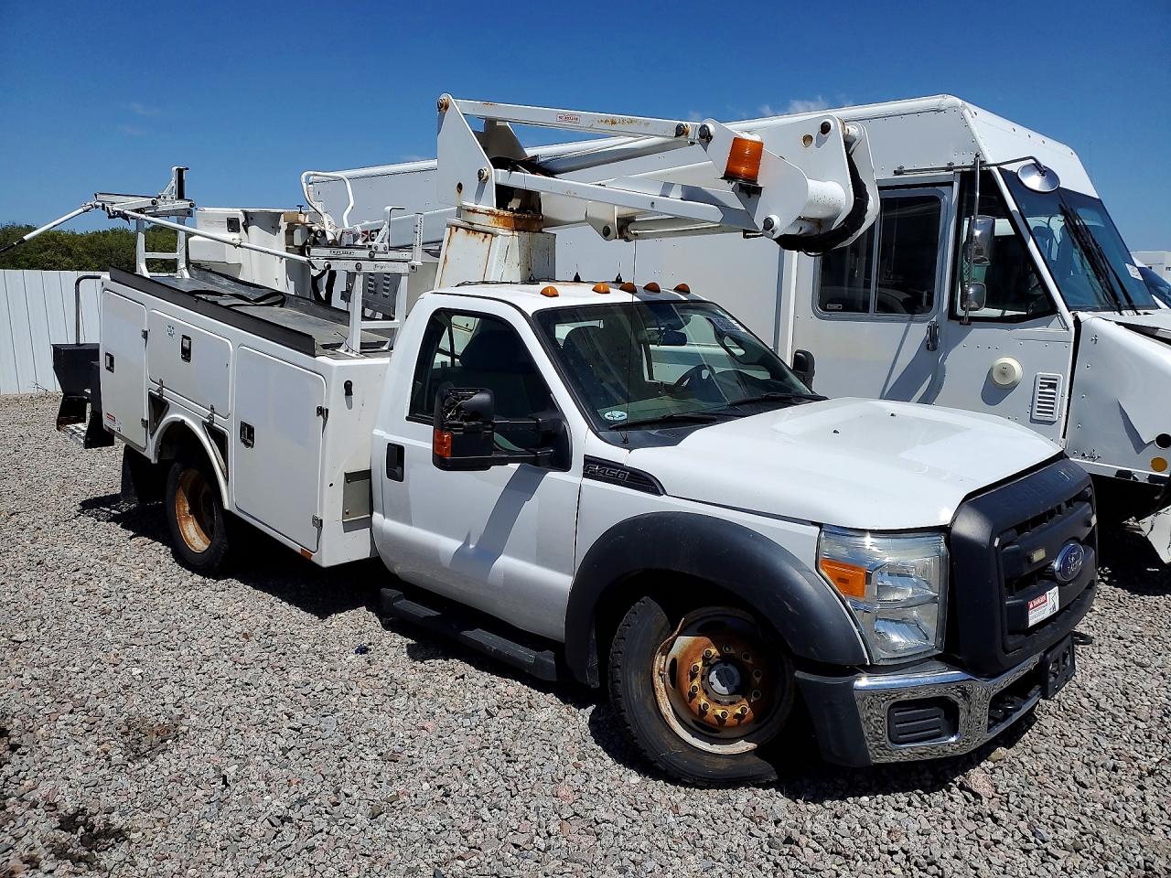 Ford F-450 Super Duty