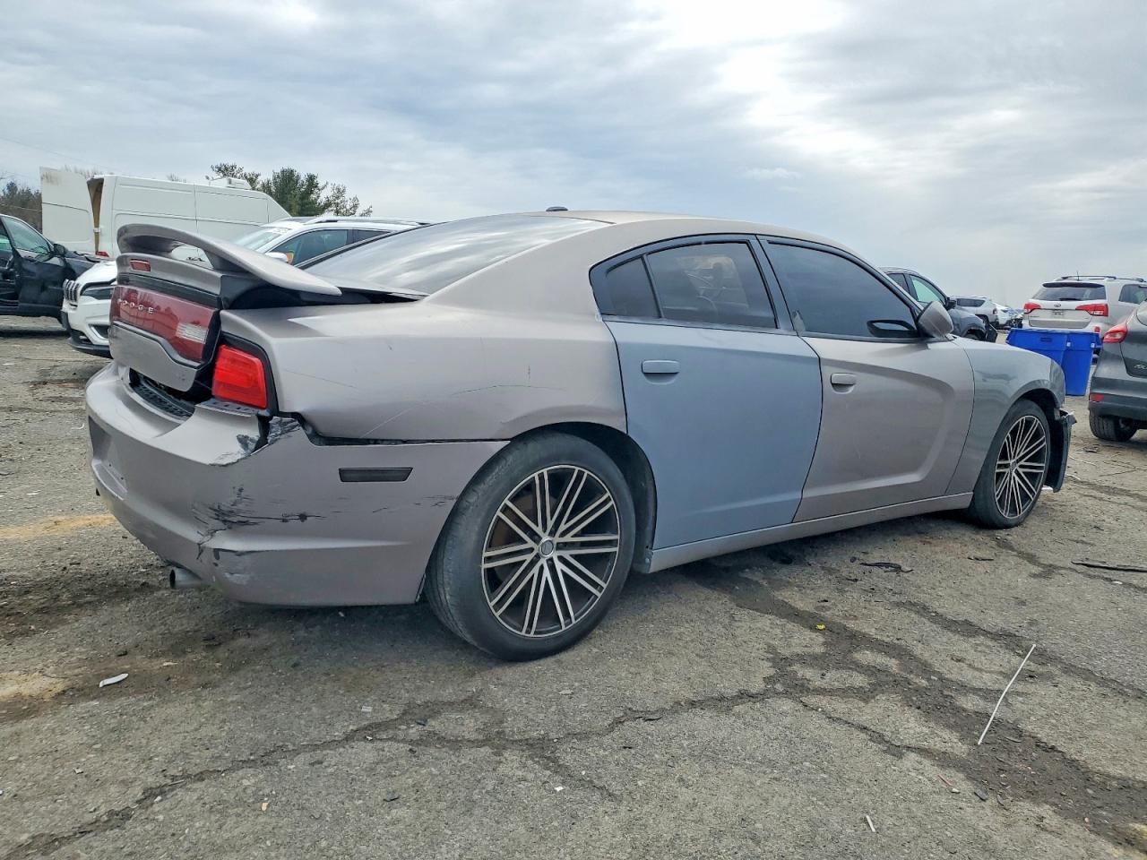 Dodge Charger R