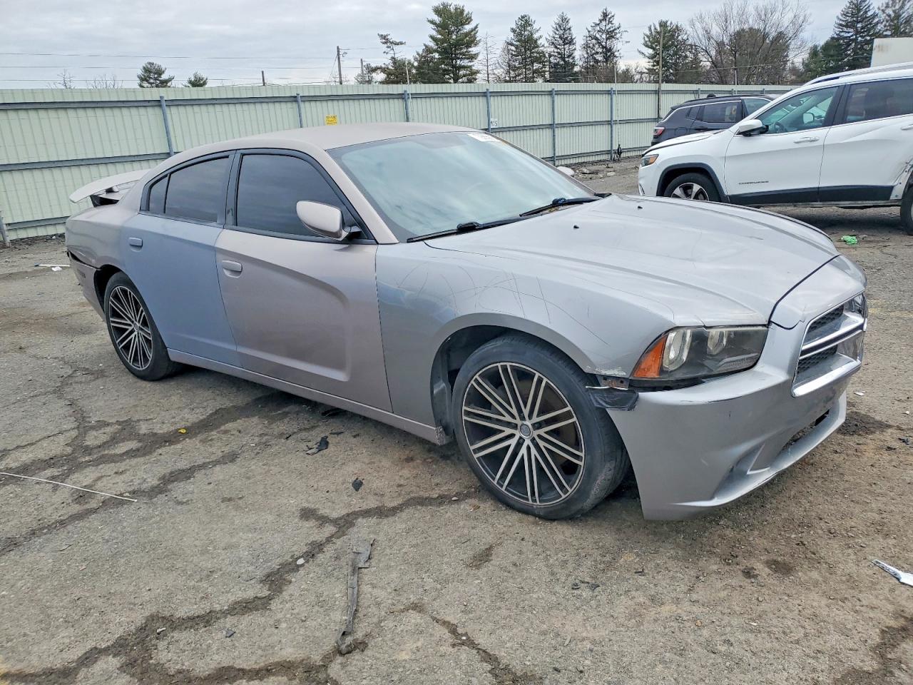 Dodge Charger R