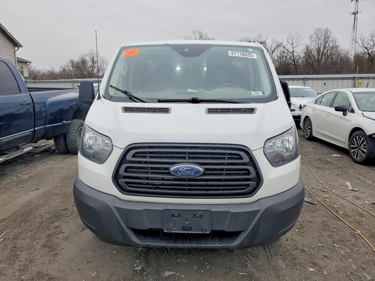 Ford Transit T-250