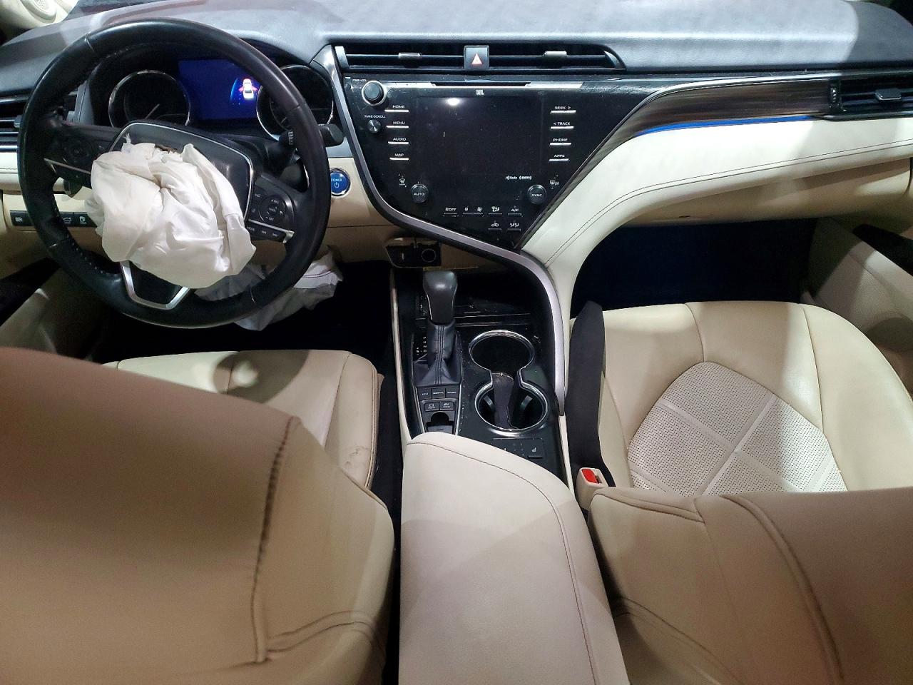 Toyota Camry Xle