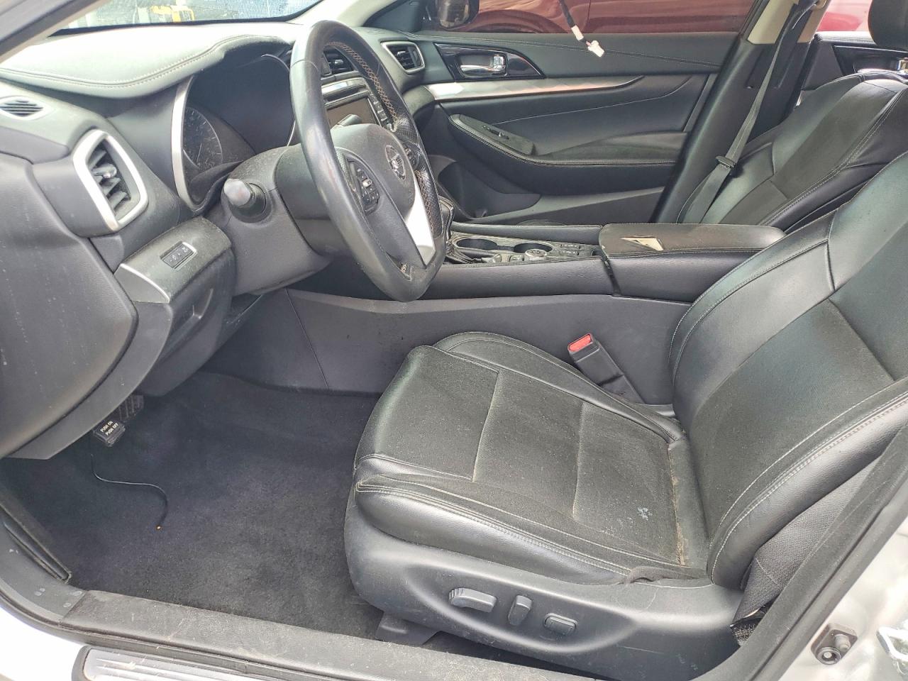 Nissan Maxima Sv