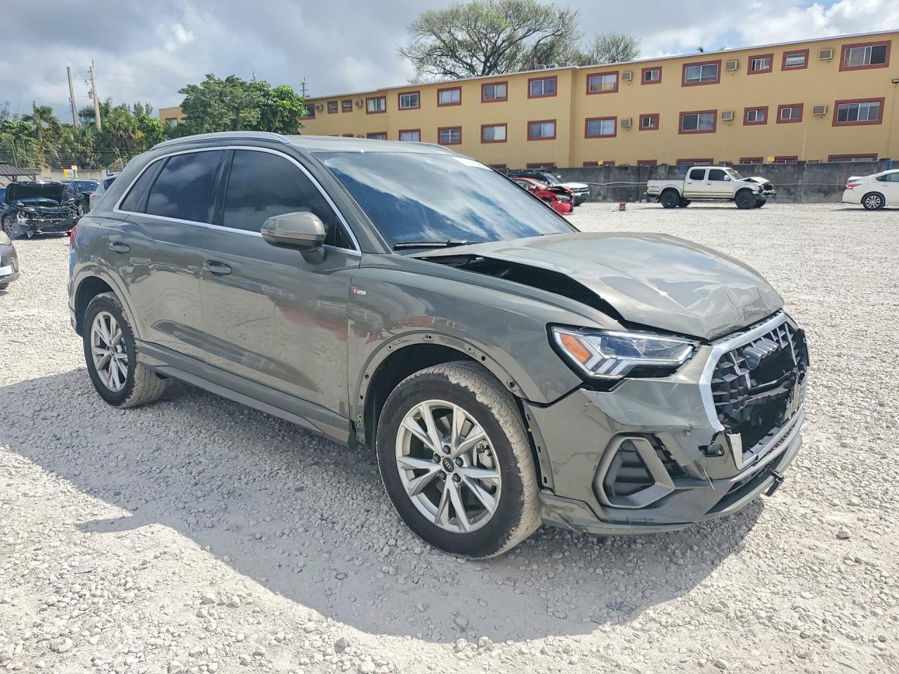 Audi Q3 Premium S Line 45
