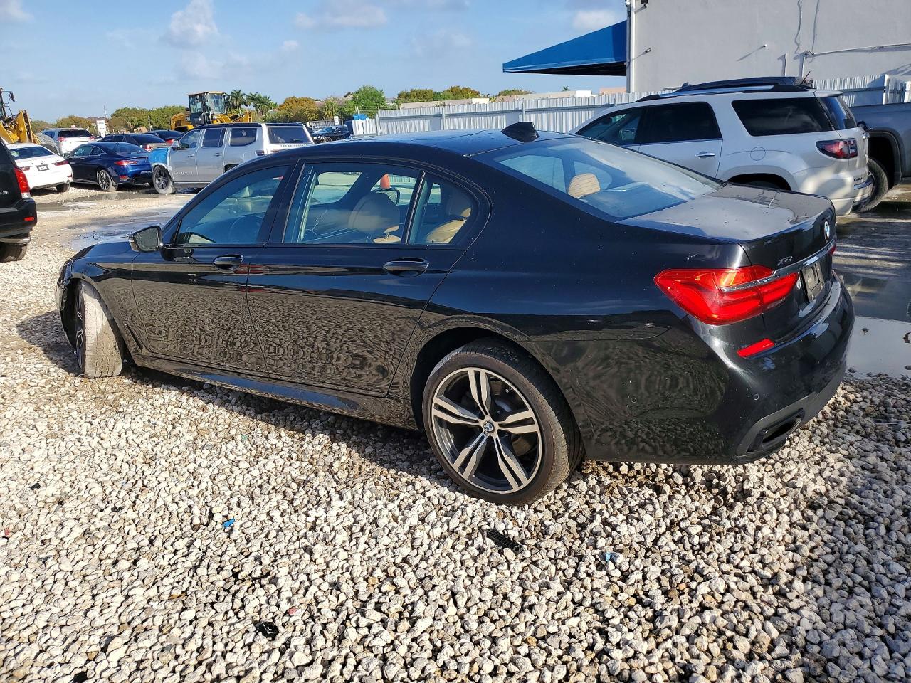 BMW 7 Series Xi