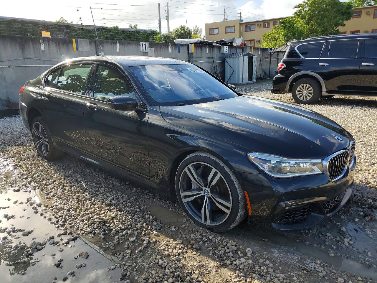 BMW 7 Series Xi