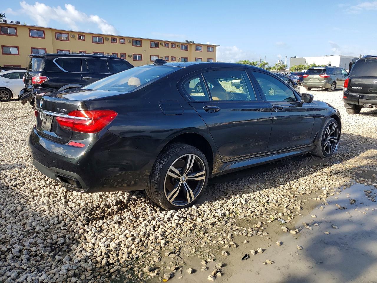 BMW 7 Series Xi