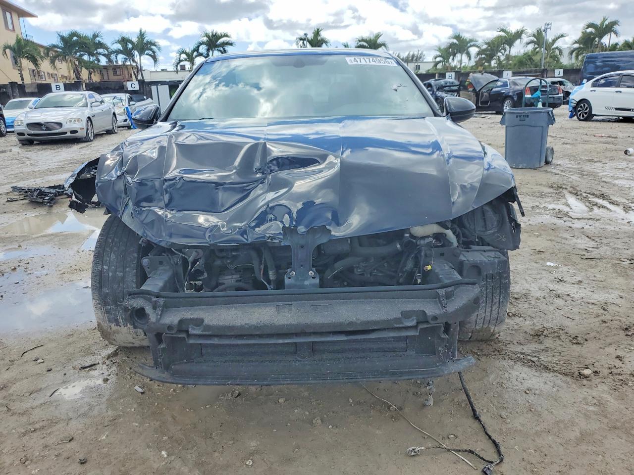 Volkswagen Jetta S