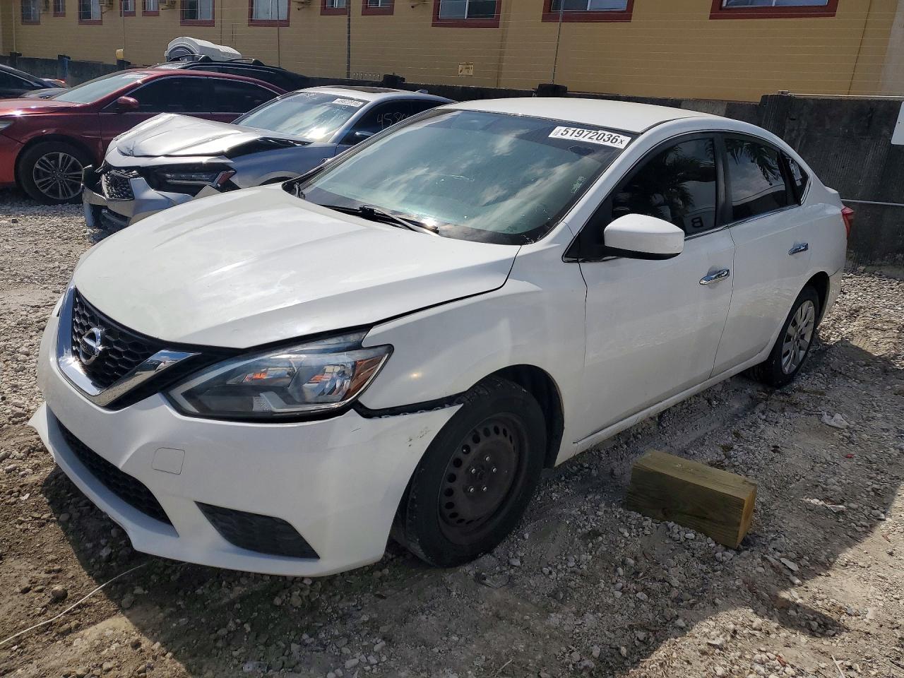 Salvage Nissan Sentra Image