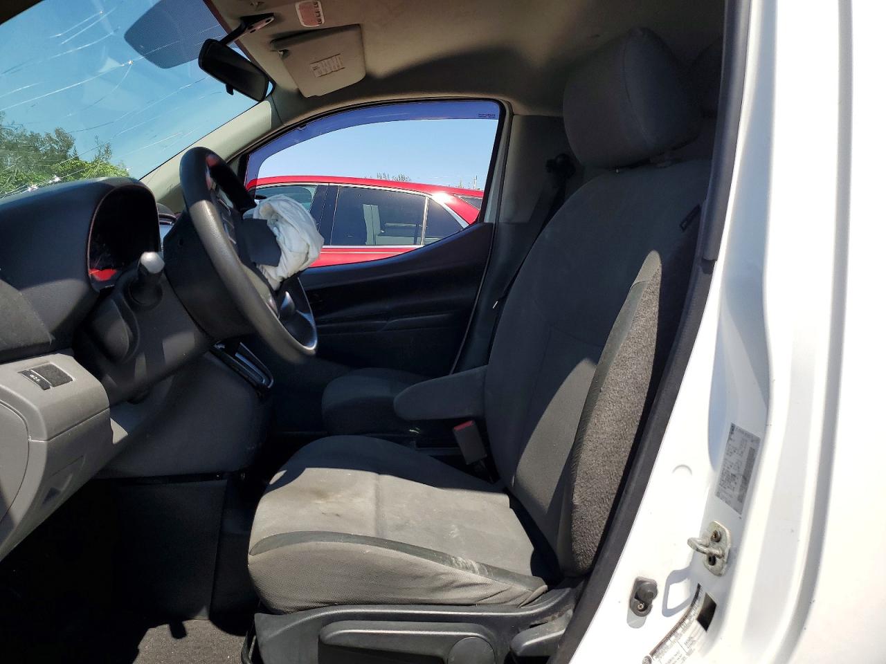 Nissan Nv S