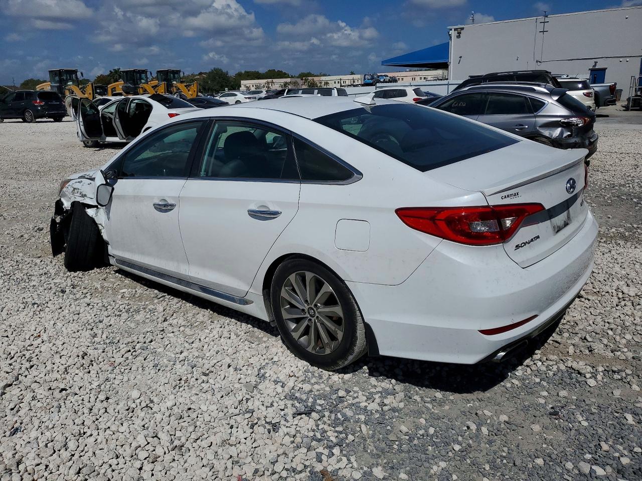 Hyundai SONATA Sport