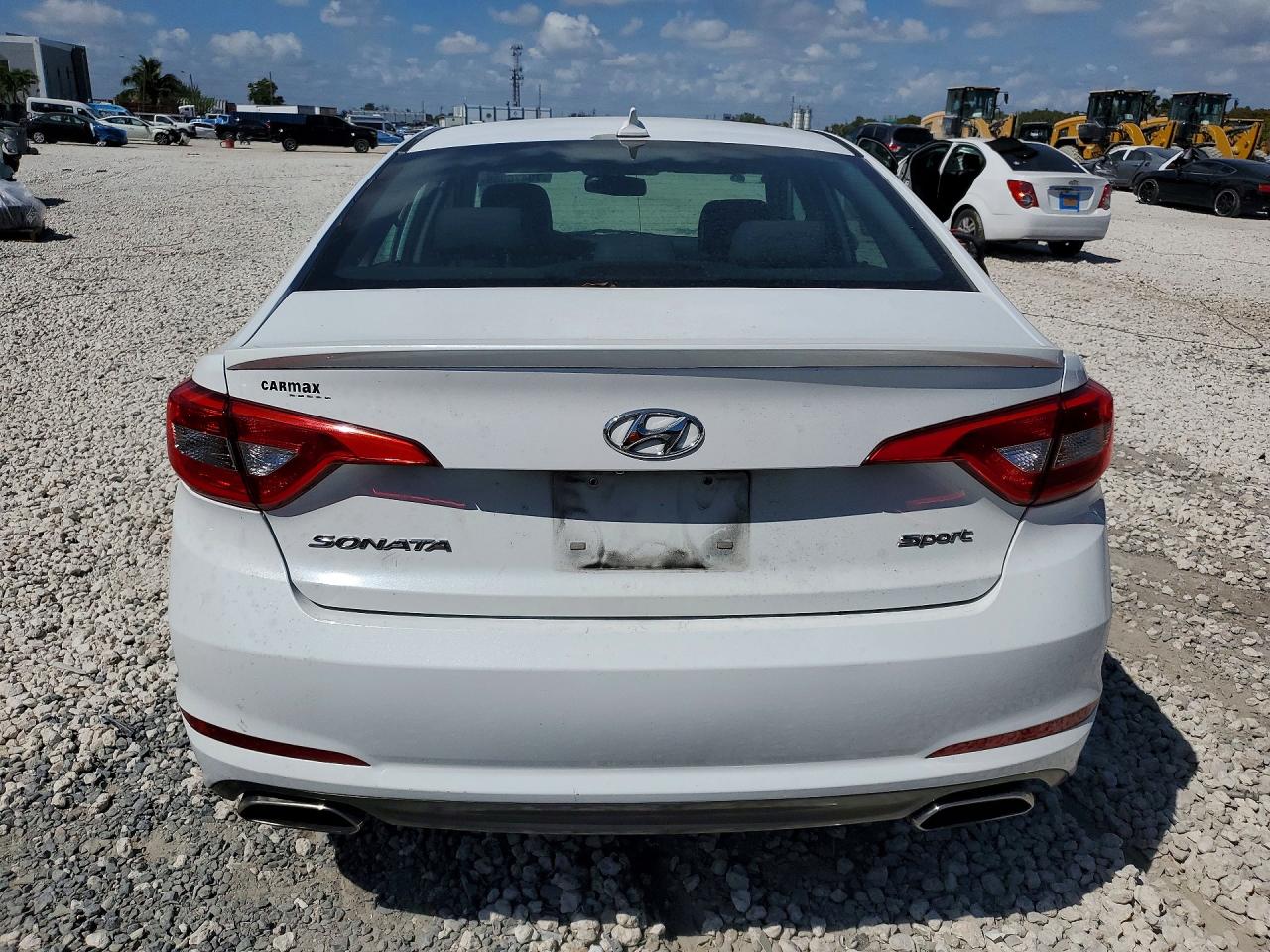 Hyundai SONATA Sport