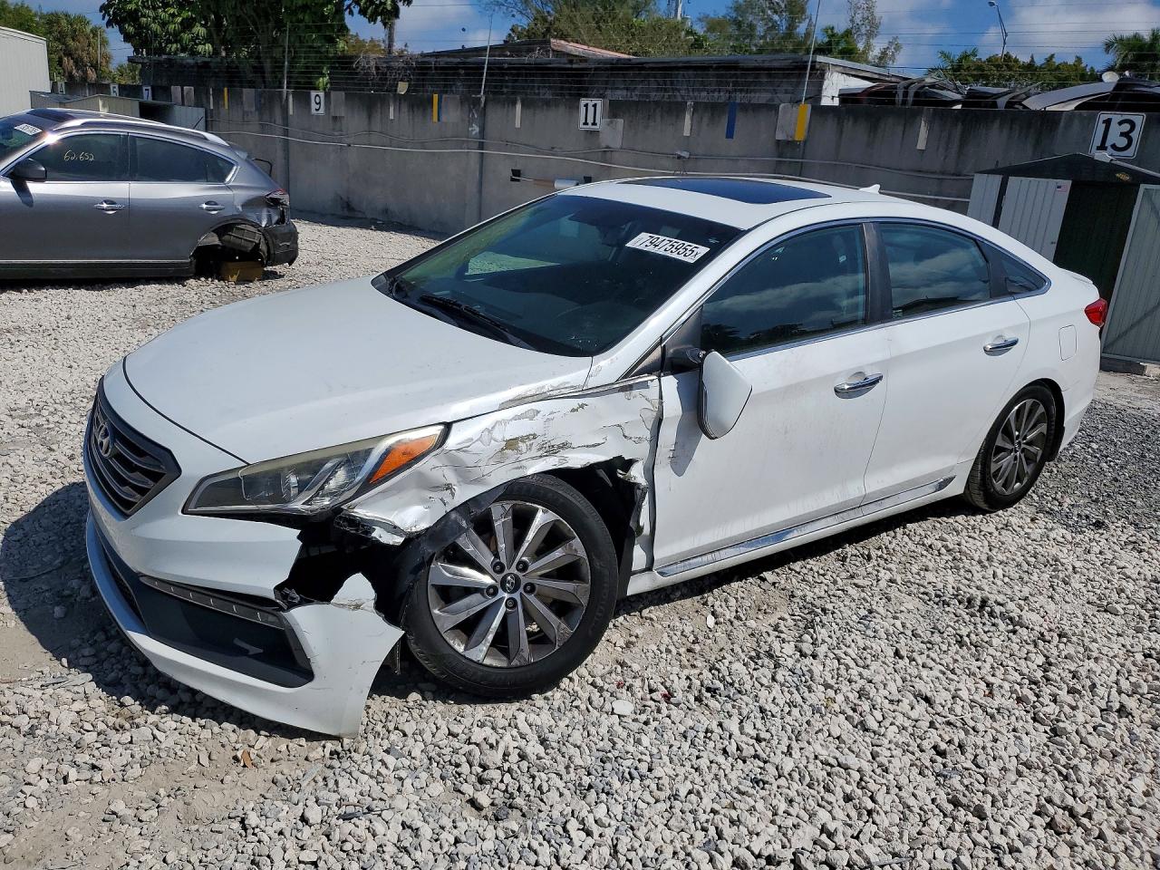 Salvage Hyundai SONATA Image