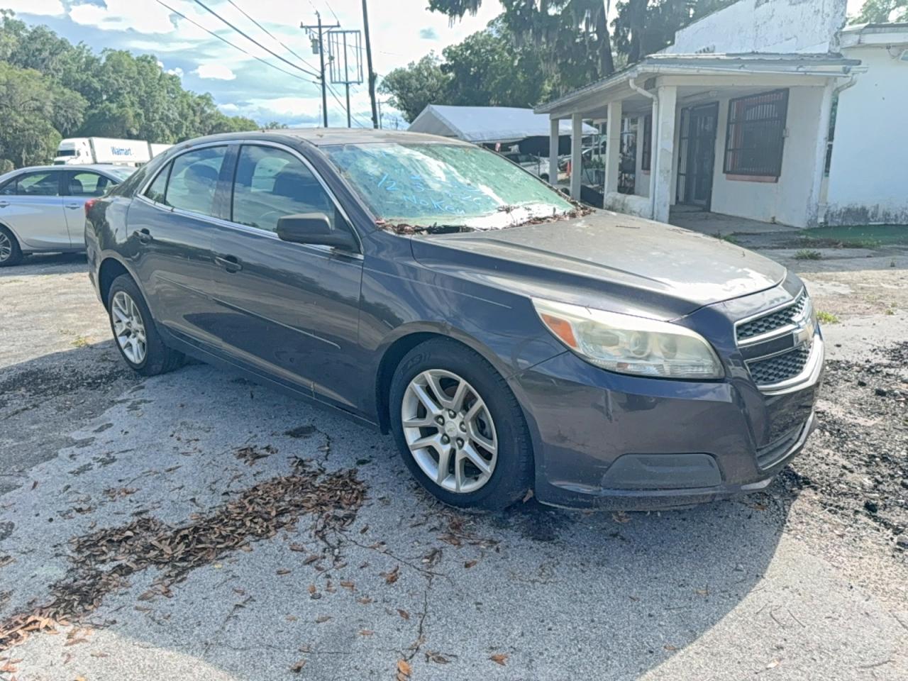 Salvage Chevrolet Malibu Image