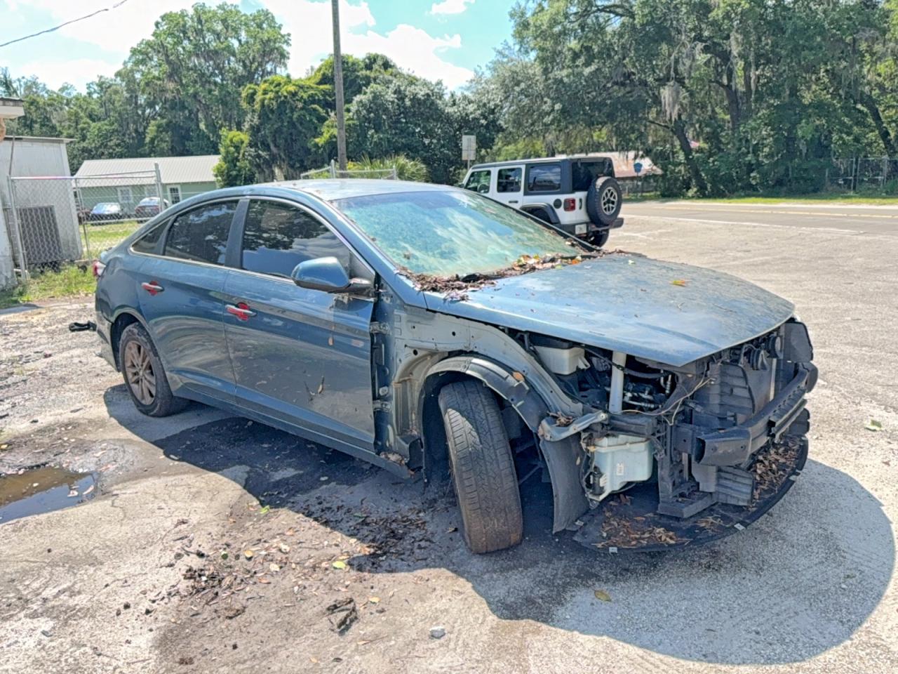 Salvage Hyundai SONATA Image