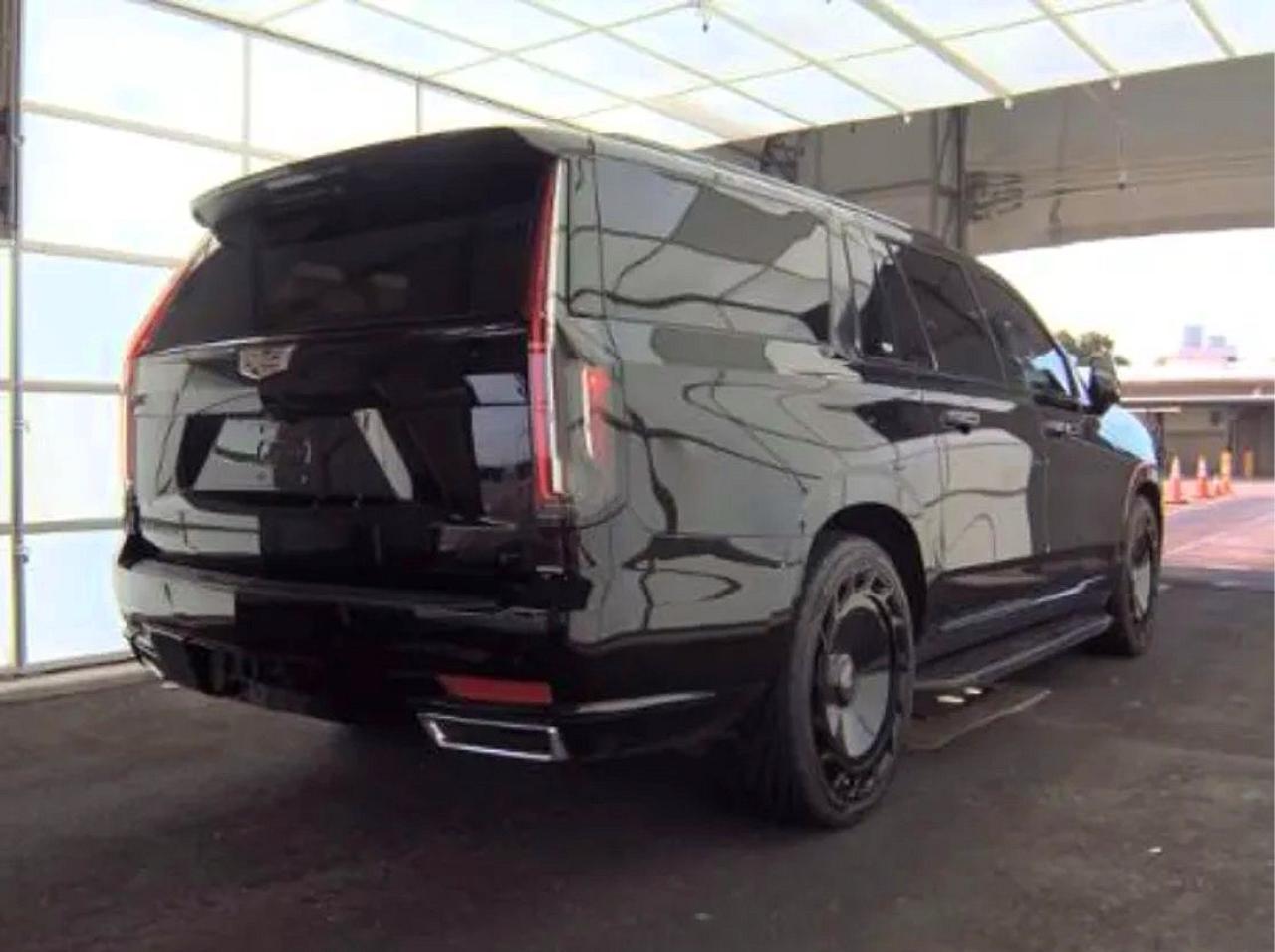 Cadillac Escalade Esv Luxury