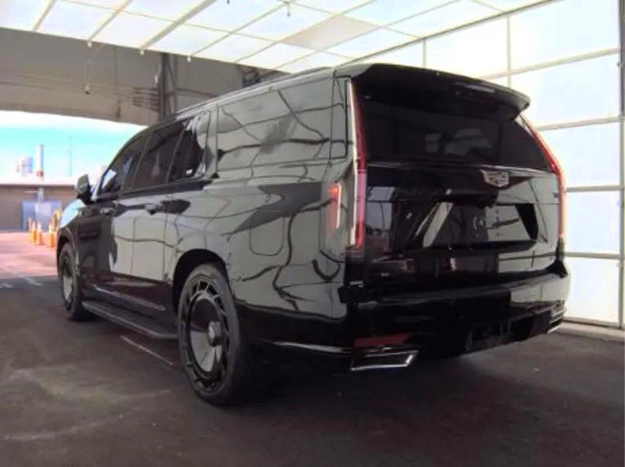 Cadillac Escalade Esv Luxury